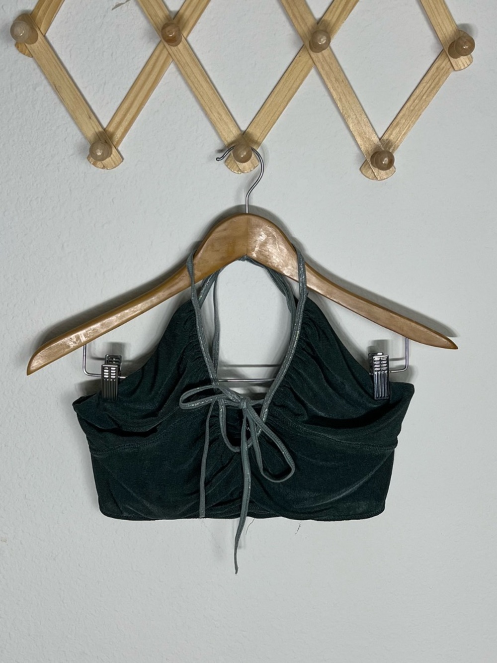 URBAN OUTFITTERS • halter top